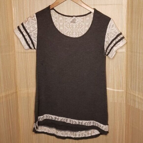 Vanity Womens Grey Baseball Tee With Lace Detail Medium - Picture 1 of 5